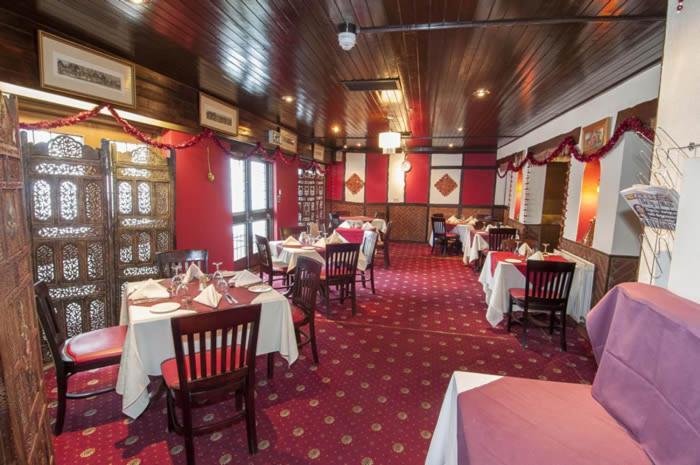 Roebuck Inn スティーブネージ エクステリア 写真