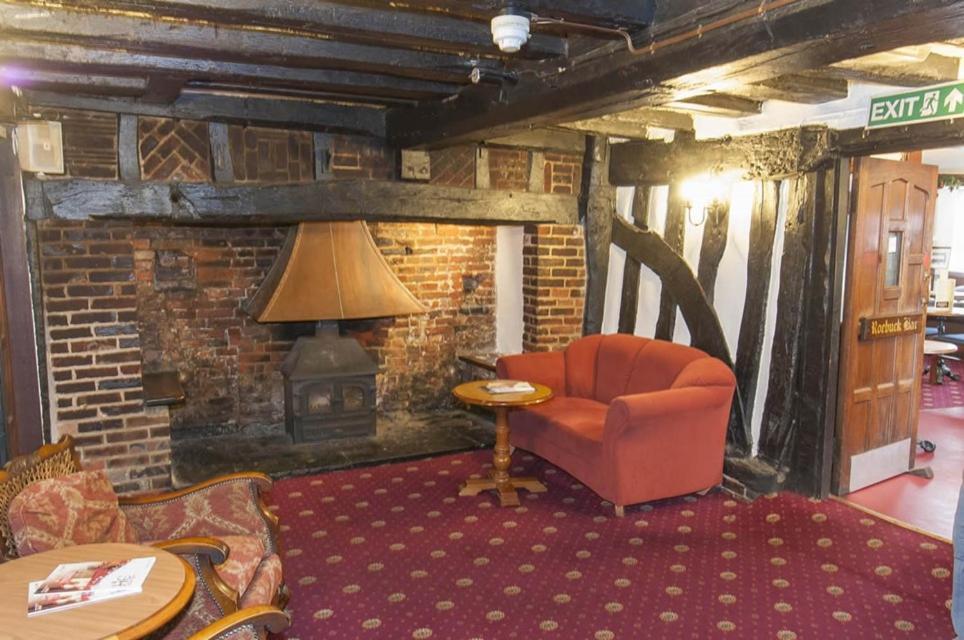 Roebuck Inn スティーブネージ エクステリア 写真
